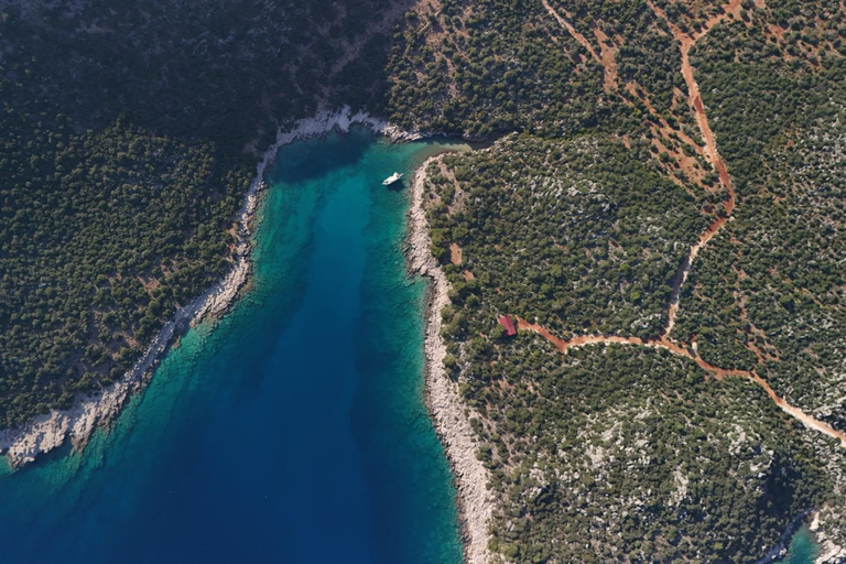 From Kaş: Kekova Boat Tour with Lunch and Swimming Stops