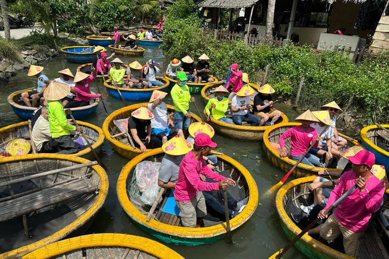 Hoi An: Paseo en barco con cestas de bambú por el bosque de cocoteros de Bay Mau