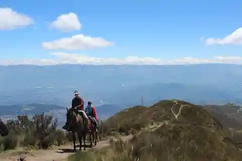 Tour di Quito, Teleferico e passeggiata a cavallo sul vulcano Pichincha
