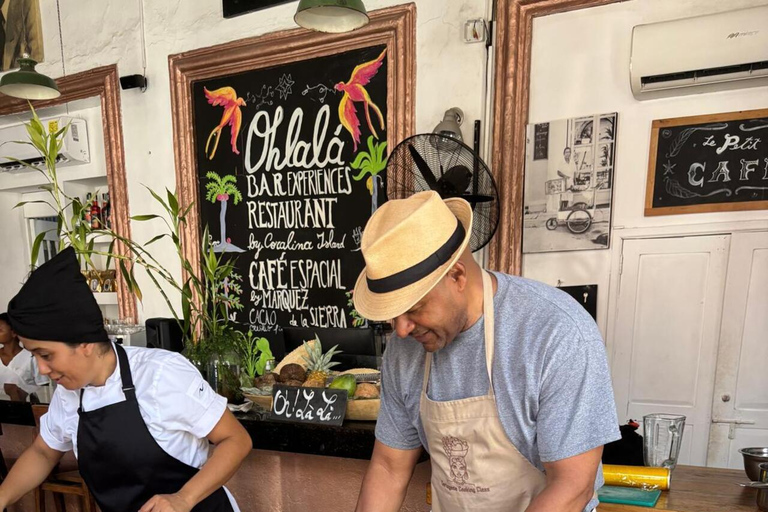 Cartagena: Fried Snacks Cooking & Tasting Experience