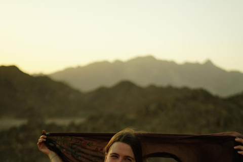 Hurghada: Desert Stargazing, Camel, Dinner & Smart Telescope Hotel pickup and drop-off from Hurghada hotels