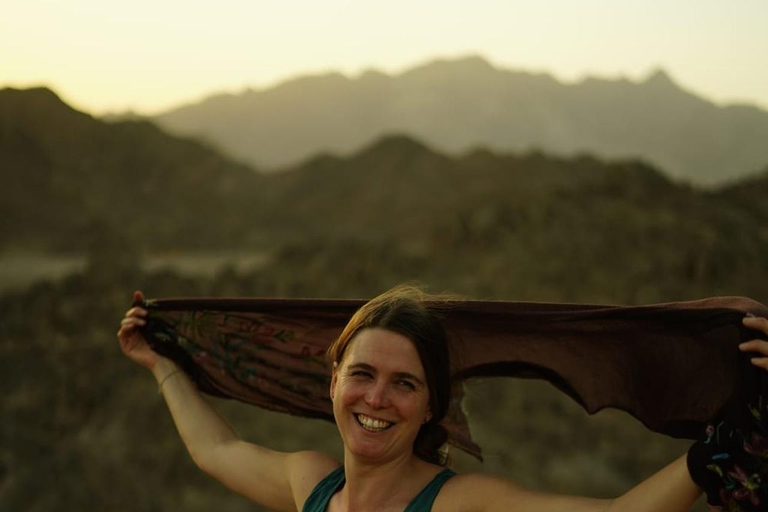 Hurghada: Desert Stargazing, Camel, Dinner & Smart Telescope Hotel pickup and drop-off from Hurghada hotels