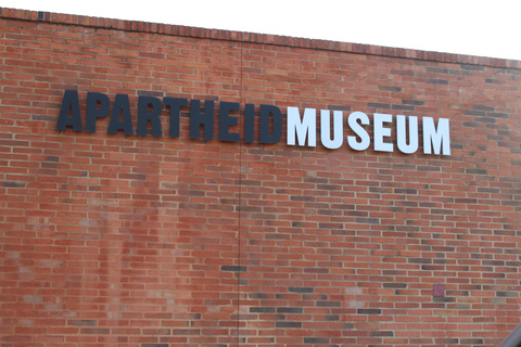 Soweto och Apartheid Museum TourDagstur till Johannesburg, Soweto och apartheidmuseet