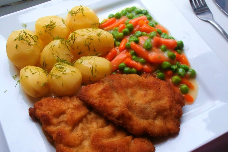 Cracovia: tour de comida tradicionalDegustación de comida y vodka de 5 horas y visita turística de Cracovia