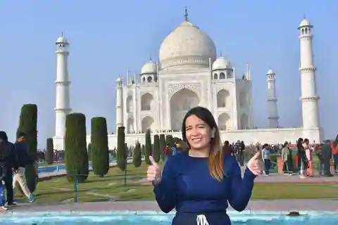 Da Agra: Tour "salta la fila" del Taj Mahal e del Forte di Agra