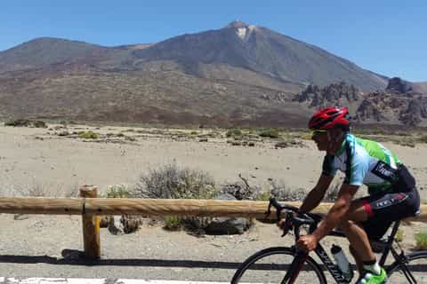 El Teide: Full-Day Road Cycling Route on Fridays