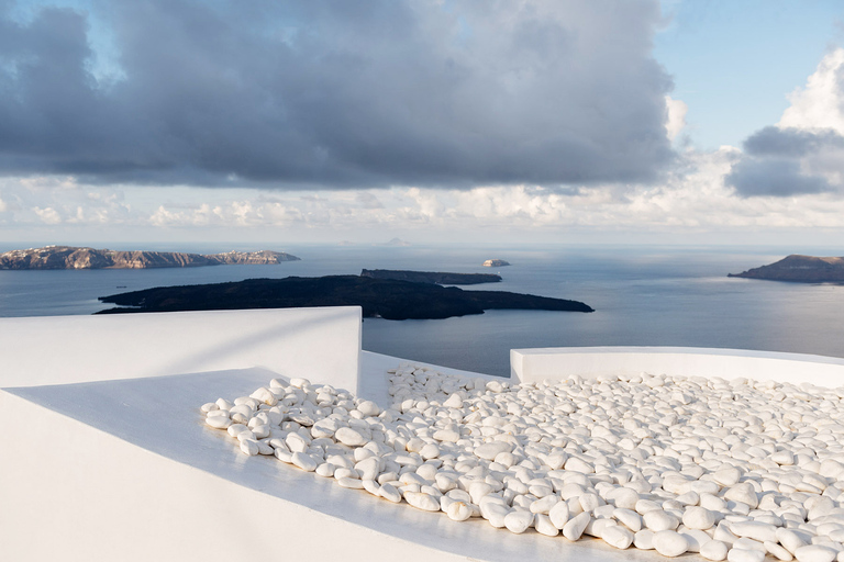 Descubra Santorini: passeio pré-histórico em Akrotiri e vinícola