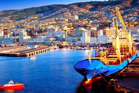 Santiago: Vina Del Mar, Valparaiso, Casablanca & Reñaca Tour