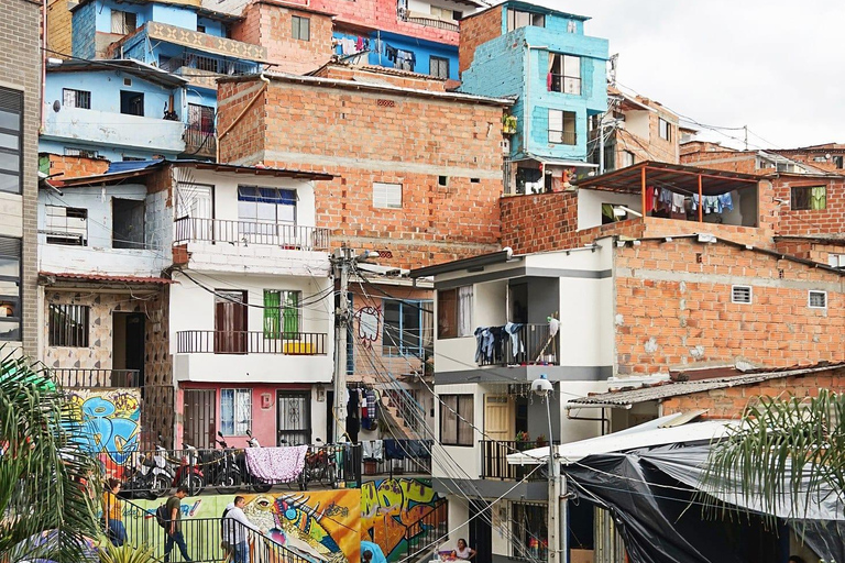 Visite complète de Medellin : visite de la ville et des graffitis avec déjeuner inclus