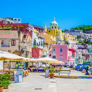 Procida Island Day Trip with Lunch