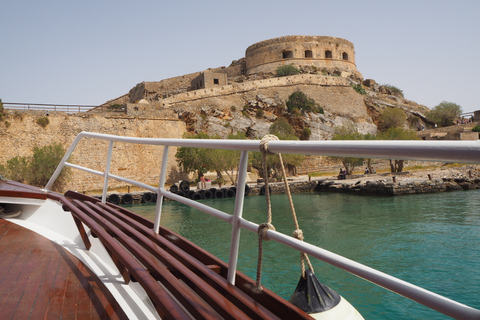 Excursion en bateau à Spinalonga depuis le port d'EloundaDu port d'Elounda : excursion en bateau à Spinalonga