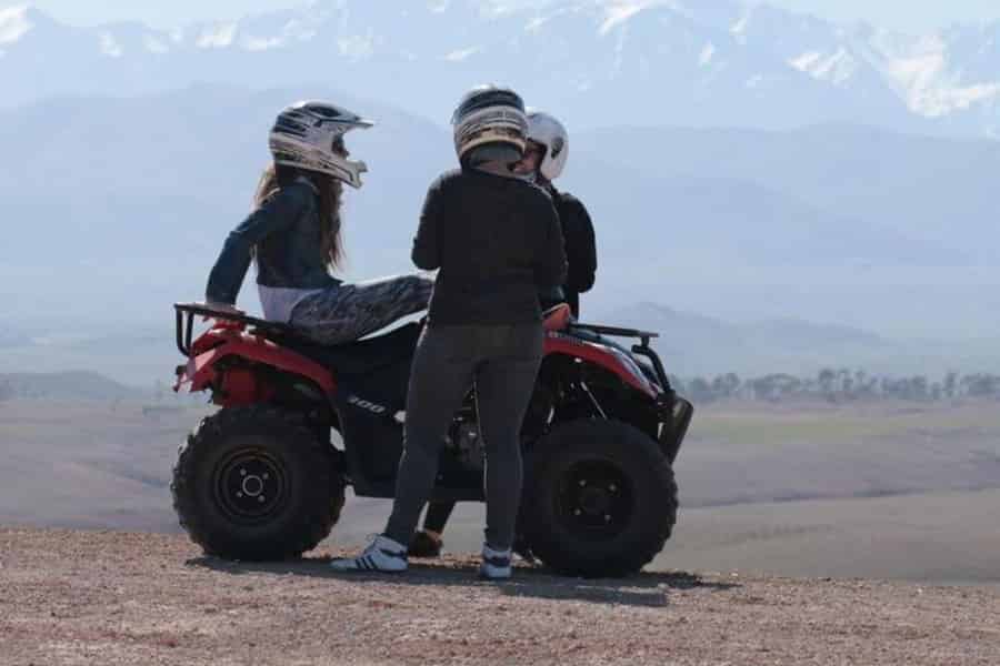 Marrakech: Kamel & Quad Tour mit Sonnenuntergang, Abendessen & Show. Foto: GetYourGuide