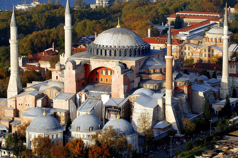 Istanbul: tour dei tesori segreti salta la fila con pranzoTour dal punto di incontro