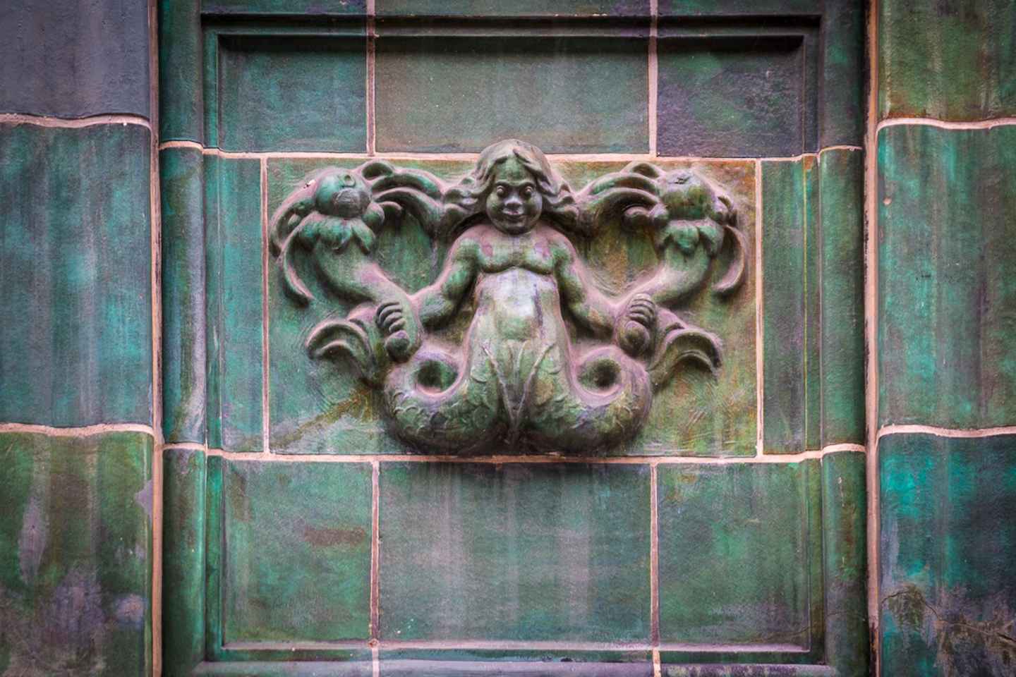 神秘のハンブルクを巡るドイツ語ウォーキングツアー