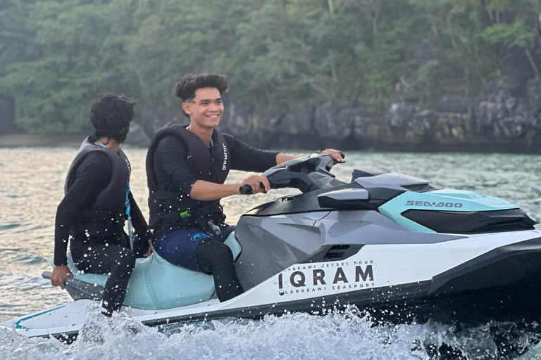 Excursión en moto acuática por la isla de Langkawi Parque Geoforestal de KilimPiloto único