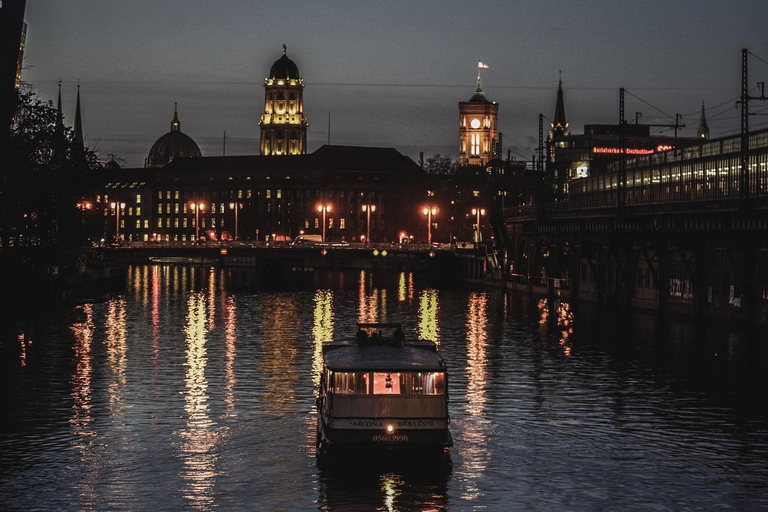 Berlin: świąteczny rejs z grzanym winemBerlin: Świąteczna wycieczka z grzanym winem