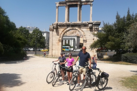 Visite en vélo électrique et dégustation de plats dans la vieille ville d'Athènes