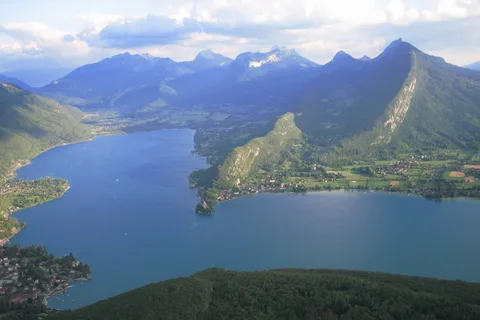 Geneva & Annecy Private City Tour and Optional Cruise