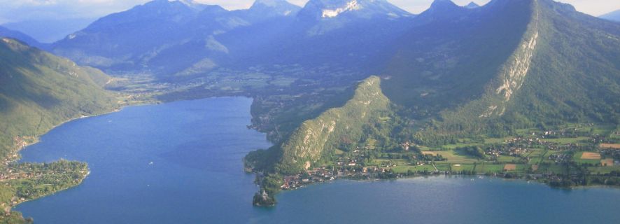 Geneva & Annecy Private City Tour and Optional Cruise