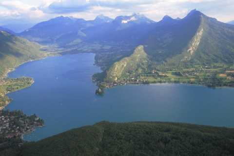 Visite privée de Genève et d'Annecy et croisière facultativeVisite guidée privée à Genève et Annecy + Croisière sur le lac Léman