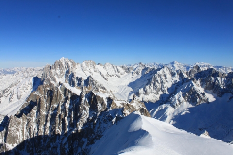 desde Ginebra: visita guiada privada a Chamonix Mont-BlancTeleférico + Tren de montaña