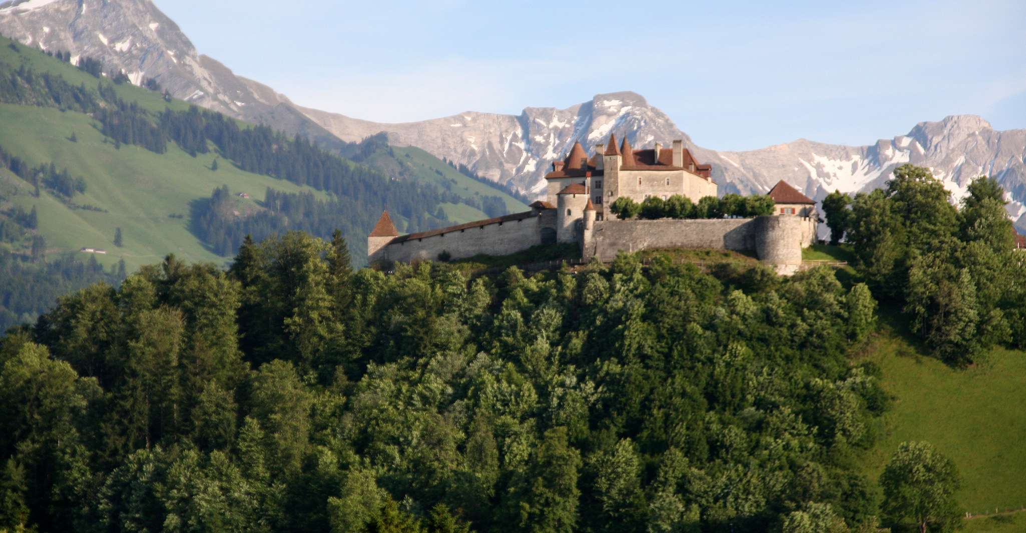 Gruyères, Cheese and Chocolate, Private Guided Tour - Housity