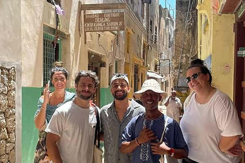 Mombasa: Guided City Tour, Old Town, Fort Jesus Experience.