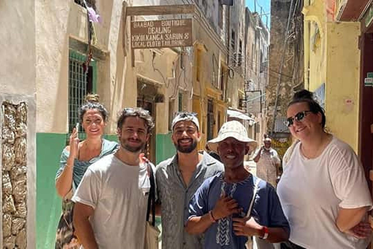 Mombasa: Guided City Tour, Old Town, Fort Jesus Experience.