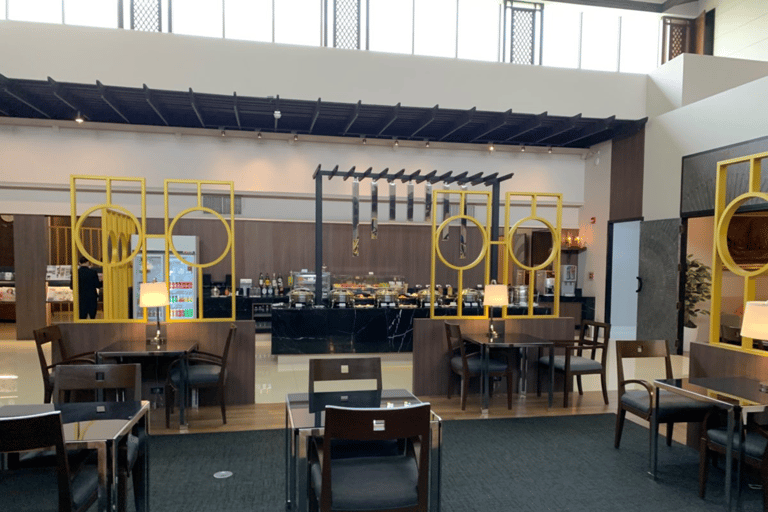 Bangkok: Aeropuerto Don Mueang: Acceso a la Sala Milagro durante 2 horas