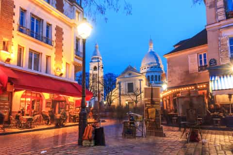 Montmartre 2-Hour Walking Tour in English