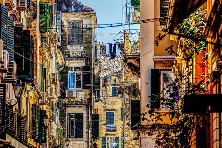 Corfu-stad: begeleide wandeltour en proeverijen van lokale gerechtenCorfu-stad: begeleide wandeling en proeverijen van lokale gerechten
