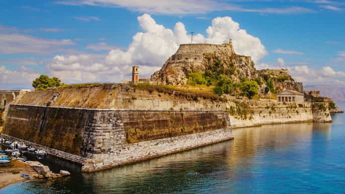 palaiokastritsa e centro di corfù tour privato della costa