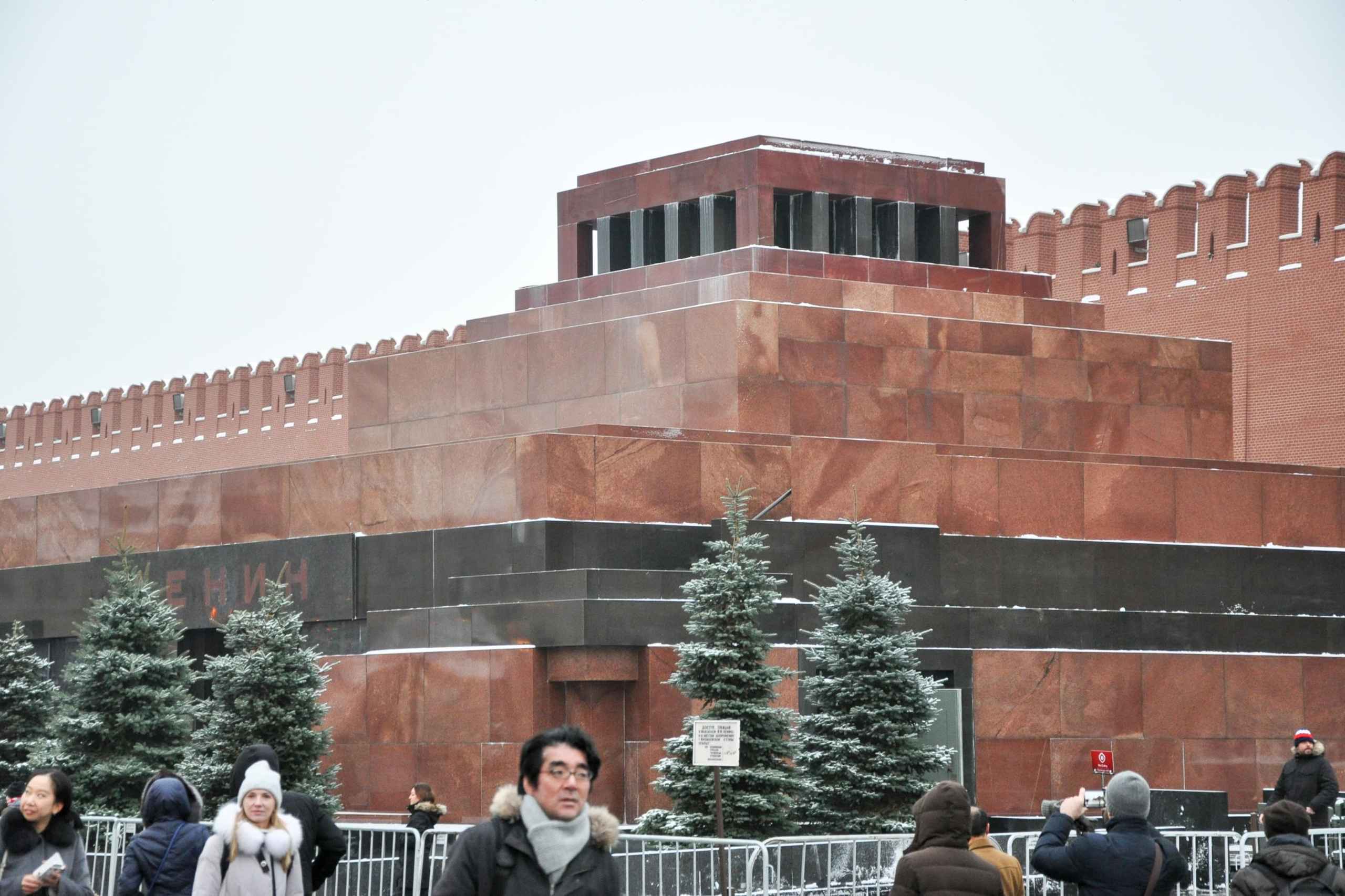 Мавзолей фото внутри. Мавзолей Владимира Ленина лобное место. Храм Майя мавзолей Ленина. Мавзолей Ленина изначально. Мавзолей Ленина современность.