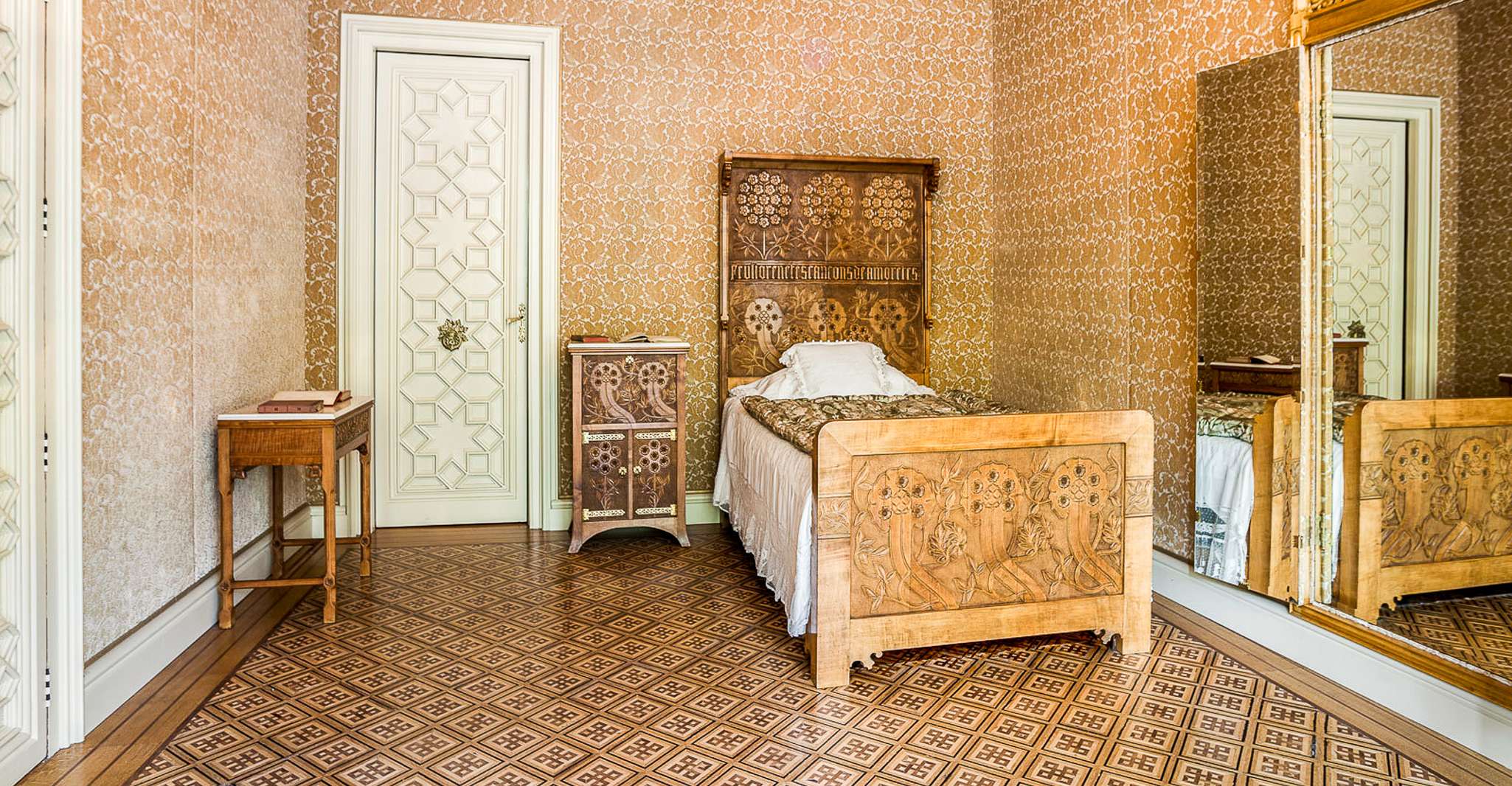 Barcelona: Casa Amatller Priority Entry Ticket photo 5