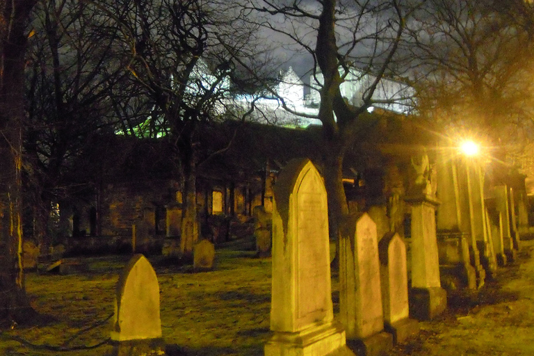 Edinburgh: 2-Hour Ghost Tour in Spanish