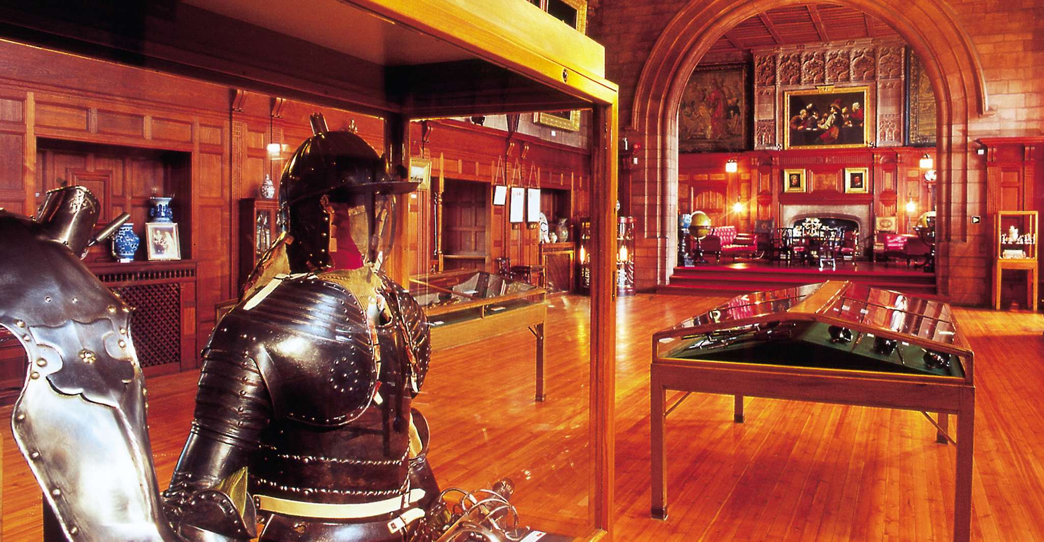 De Edimburgo, Glamis y Dunnottar Castillos Tour en español - Hizvo