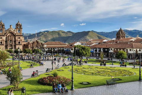 Cusco - Puno 5 Days / Machu Picchu-/ 4 nights Lago Titicaca