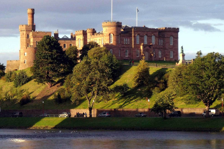 Vanuit Edinburgh: Loch Ness & Inverness Tour in het Spaans