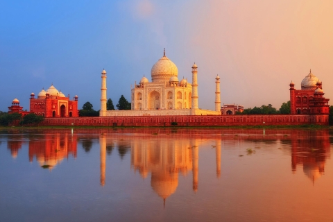 Ab Delhi: Tajmahal-Tour mit Gatimaan Express All InclusiveZugtickets, Transport & Reiseführerdienst