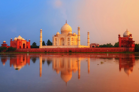 Desde Delhi: Excursión a Tajmahal en Gatimaan Express Todo IncluidoBilletes de tren, transporte y servicio de guías