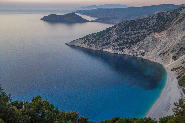 Da Zante: Tour di un giorno sull&#039;isola di Cefalonia in autobus e barcaDa Zante: tour di un giorno a Cefalonia in autobus e barca