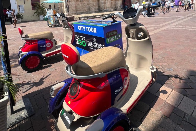Cartagena: Private Guided City Tour by Tuk-Tuk Cartagena: Private Guided City Tour by Tuk-Tuk