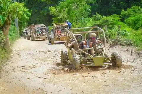 Aventura extrema de Dune Buggy na Praia e Cenote de Macau