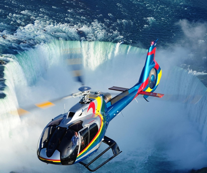 Niagarafallene, Canada: Flytur med helikopter