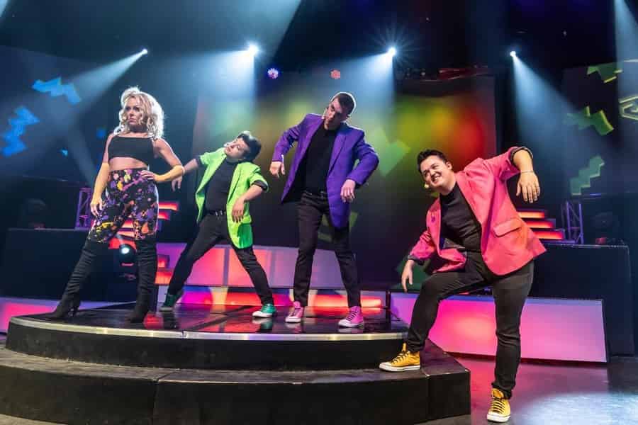 Branson: Awesome 80's Show im Americana Theatre. Foto: GetYourGuide Branson: Awesome 80's Show im Americana Theatre. Foto: GetYourGuide