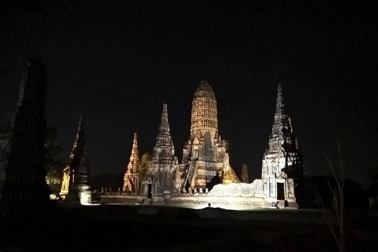 Tour serale dei templi in tuk tuk di Ayutthaya da Bangkok