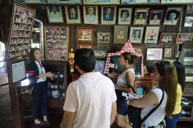 Vanuit Bangkok: drijvende markt ThakaOntmoetingspunt