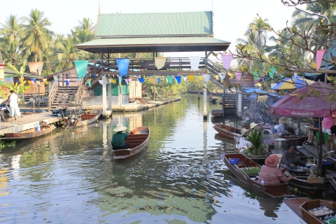 From Bangkok: Thaka Floating Market One way hotel pick up