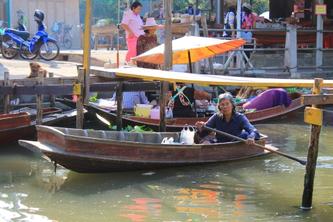 From Bangkok: Thaka Floating Market One way hotel pick up