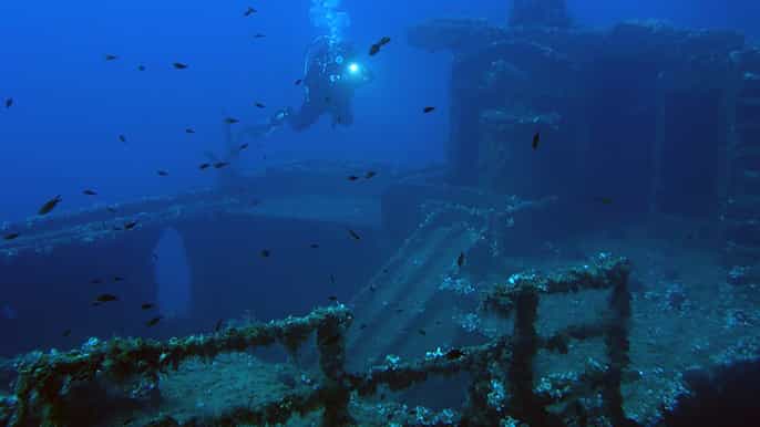 athens adventure dives in nea makri for certified divers